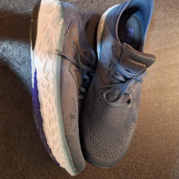 New Balance Blue Fresh Foam Running Shoes - Picture 2 of 6